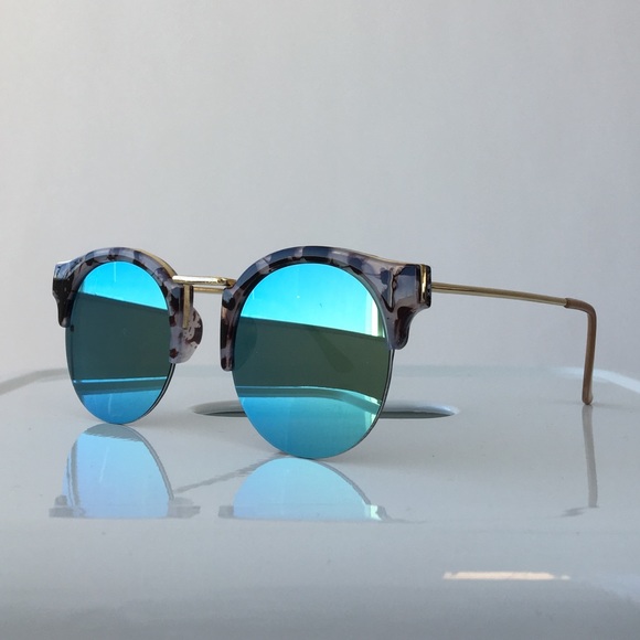 Mirrored Sunglasses With B&W Tortoise Browline - Picture 3 of 4