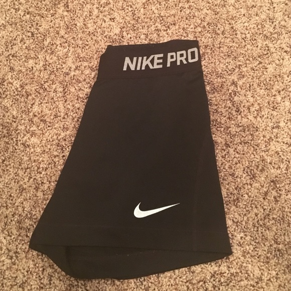 Nike pro