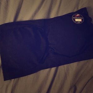 NWT L/XL seamless bandeau bra NWT L/XL seamless bandeau bra