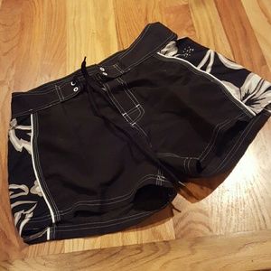 Women's board shorts
