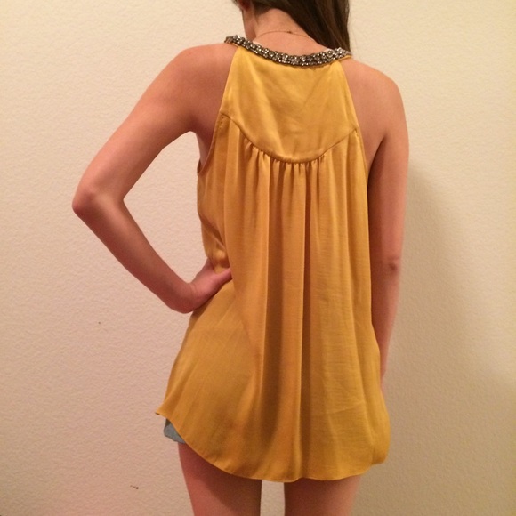 NWOT BCBGMAXAZRIA Yellow Halter Top - Picture 2 of 4