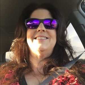 Meet your Posher, Renee