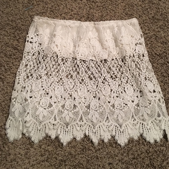 Strapless top
