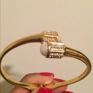 Ann Taylor Pearlized Hinge Bangle