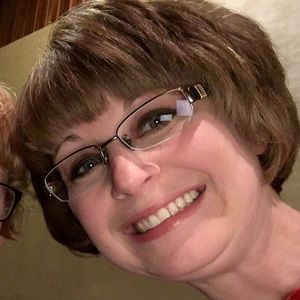 Meet your Posher, Nikki