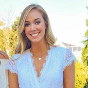 Meet your Posher, Caroline