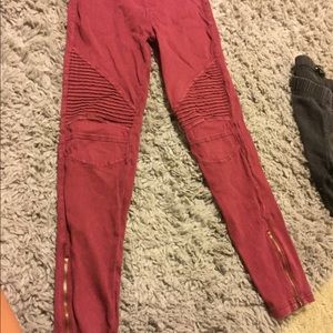 Reddish skinny Moto jeans!