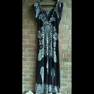 Earrhbound Maxi Dress Size Large & Cato Dres