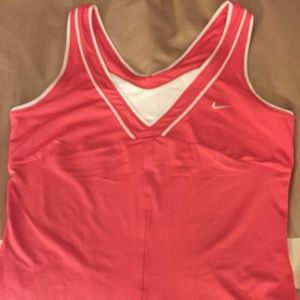 Nike DryFit top- pink (L)