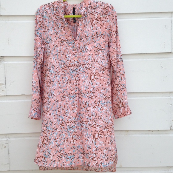 W118 by Walter Baker Dresses & Skirts - W118 by Walter Baker shift shirt high-low dress
