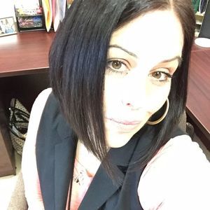 Meet your Posher, Melanie