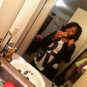 Meet your Posher, Tiauna