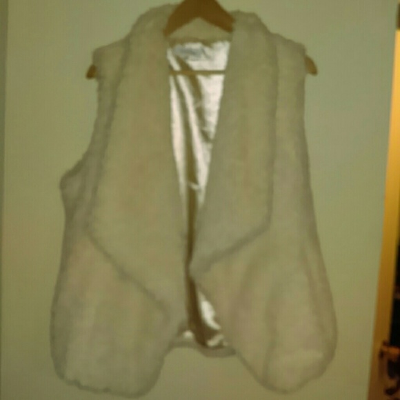 NWOT Calvin Klein Vest-will take offers