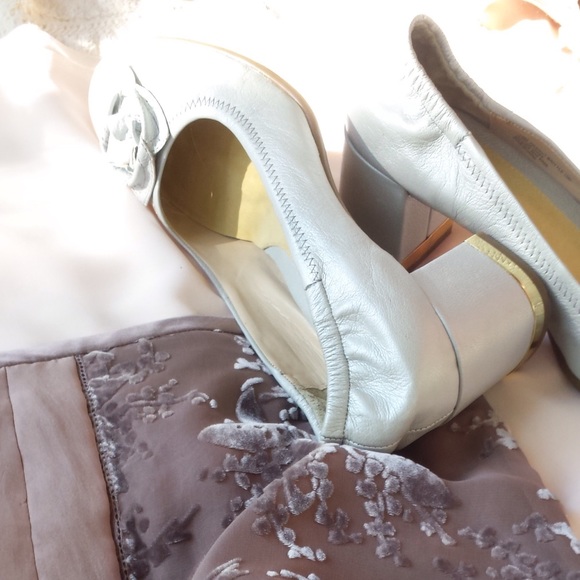 CLEARANCE Pearl Leather Heels w/ Rosette