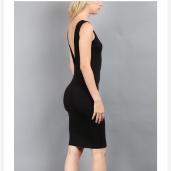 🌹DEEP V NECK MIDI DRESS - Picture 3 of 4