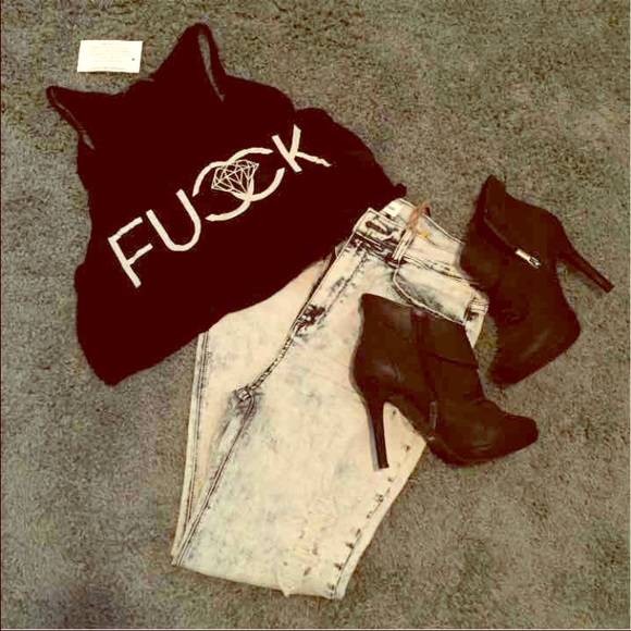 Cute Crop Top *Brand New*