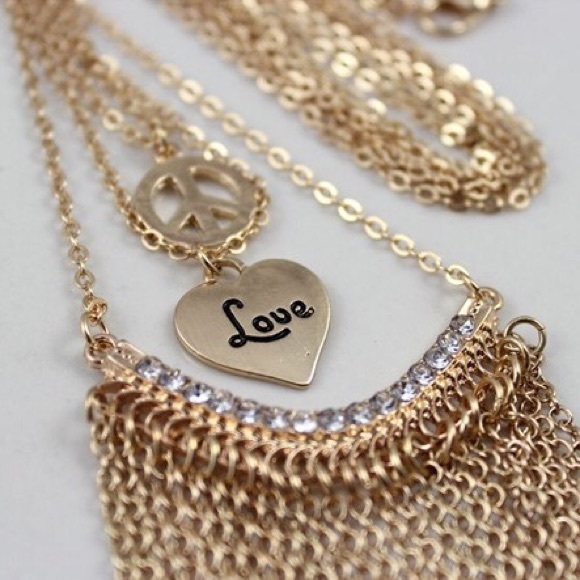 Triple Layer Chain Necklace - Picture 2 of 3