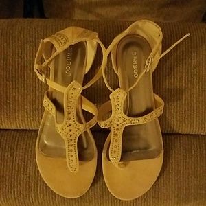 Nude summer sandals
