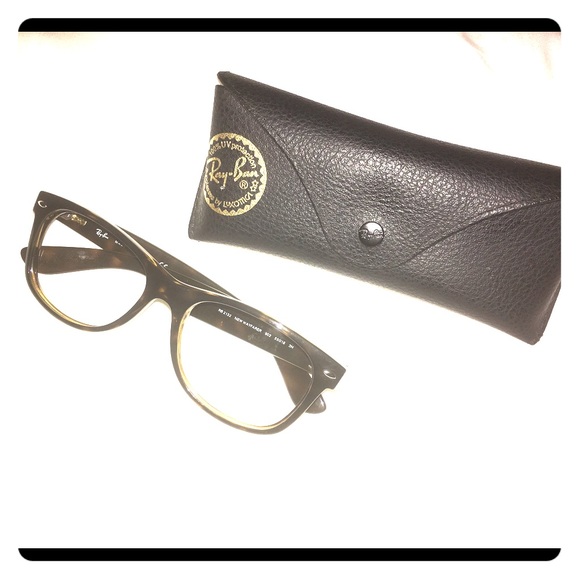 Ray-Ban rb2132 new wayfarer 902 eye size 55-18