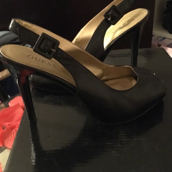 👠GUESS heels 👠 - Picture 4 of 4