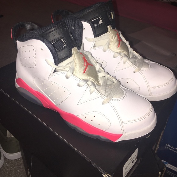 Jordans size 3!!! - Picture 1 of 4