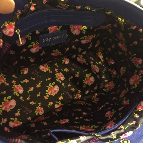 Betsy Johnson purse - Picture 4 of 4