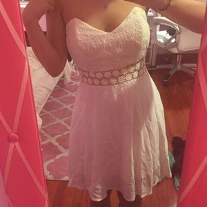 White flower flowy summer dress
