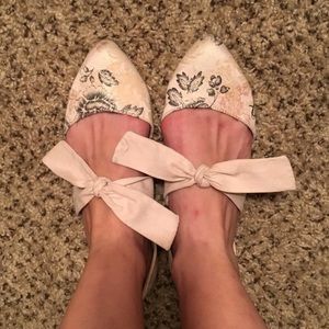 Anthropologie tie flats size 8