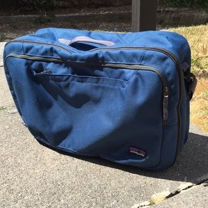 Patagonia Transport MLC 45L CarryOn Bag Glass Blue