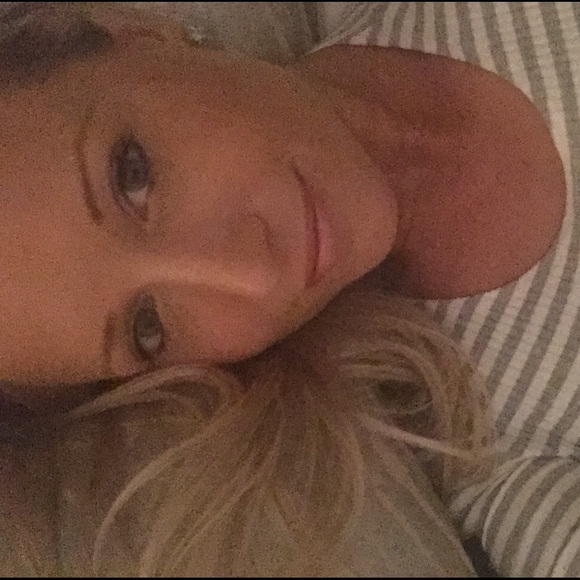 Meet your Posher, Jax - Picture 3 of 5