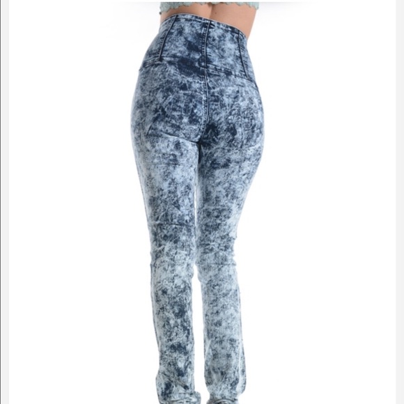 💥💥HIGH WAIST ACID WASH - Picture 2 of 4