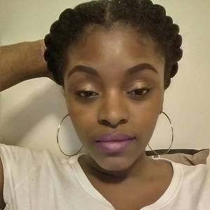 Meet your Posher, Montia