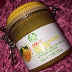 NEW The Body Shop Spafit body scub