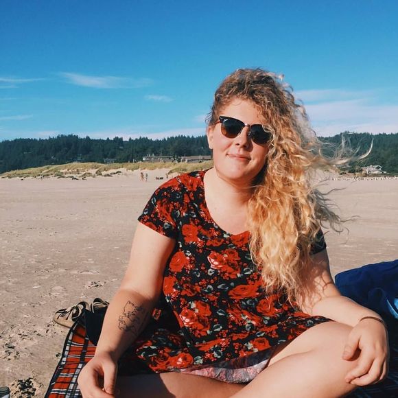 Meet your Posher, Haley - Picture 2 of 2