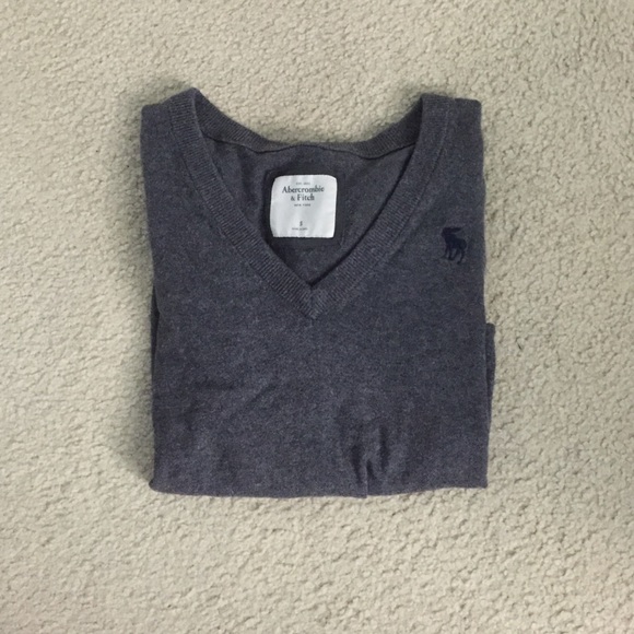 A&F Vneck sweater