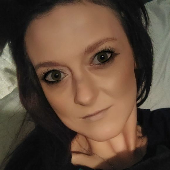 Meet your Posher, Lacie