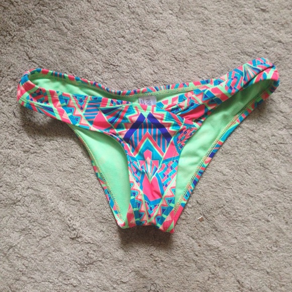 F21 Tribal Geometric Swim Bottoms