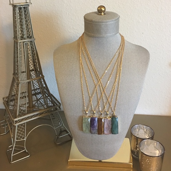 💥SALE 24 KARAT PLATED NATURAL STONE PENDANT - Picture 4 of 4