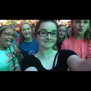 Meet your Posher, Grace