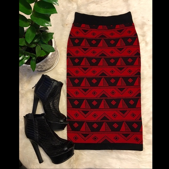 Skirt - Picture 2 of 3