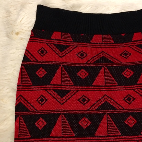 Skirt - Picture 3 of 3