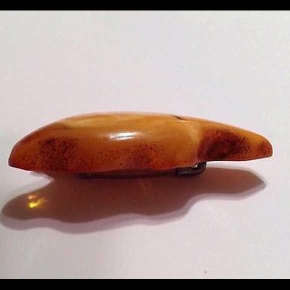 Natural Amber Brooch Egg Yolk Butterscotch - Picture 2 of 3