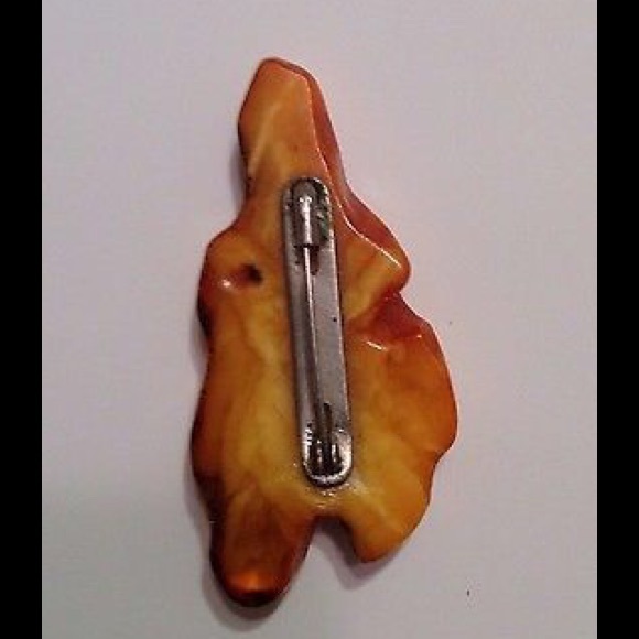 Natural Amber Brooch Egg Yolk Butterscotch - Picture 3 of 3