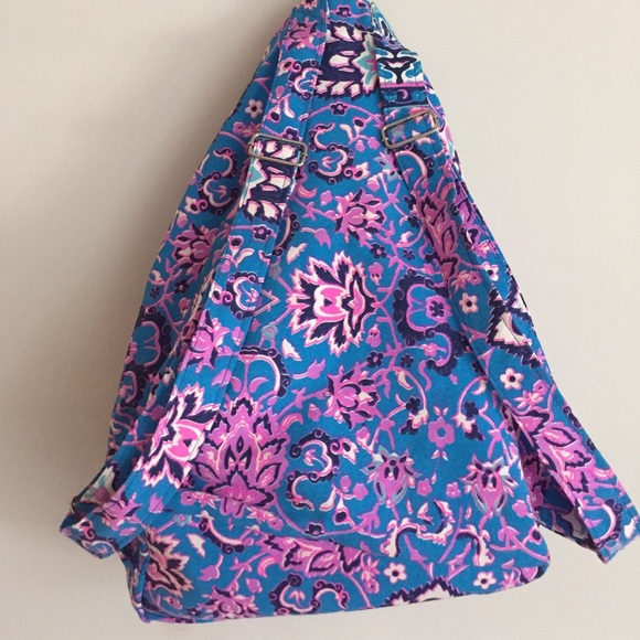 Pristine condition. Floral printed backpack - Picture 2 of 4