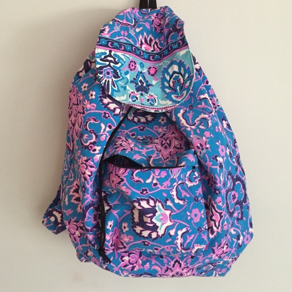 Pristine condition. Floral printed backpack - Picture 4 of 4