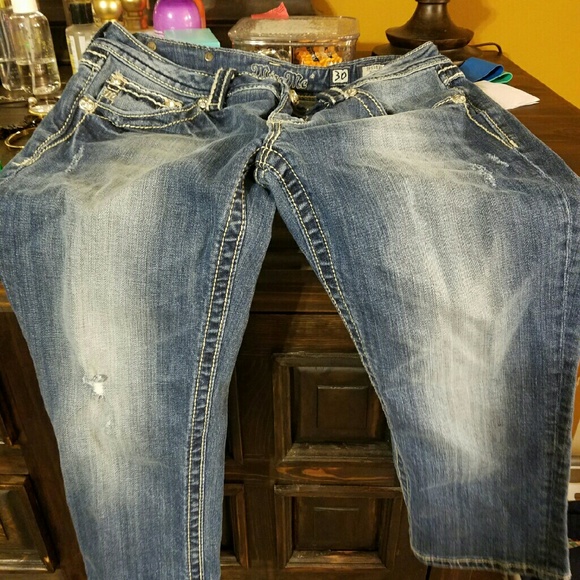 Capri pants