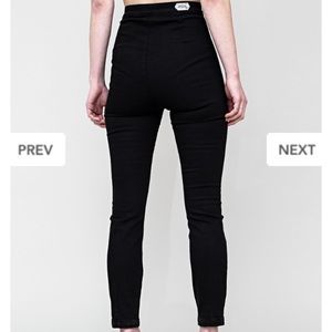 Neuw daisy atomic jeans BNWT