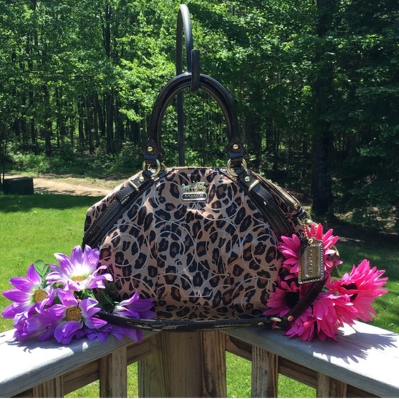 Coach Handbags - COACH Satchel with Shoulder Strap. WOW😱!!