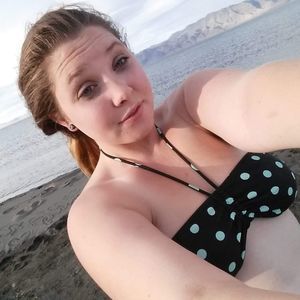 Meet your Posher, Destiny