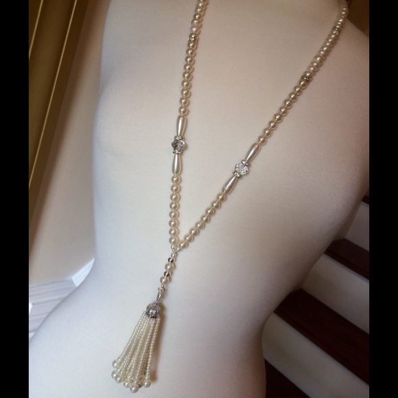 ⚜Pearl Elegance⚜ Tassel Necklace - Picture 2 of 4